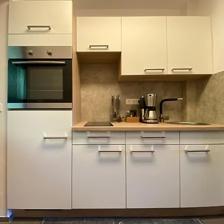 Gabriela Achtung Nur Feriengaeste Willkommen,es Ist Keine Arbeiterunterkunft Apartment *